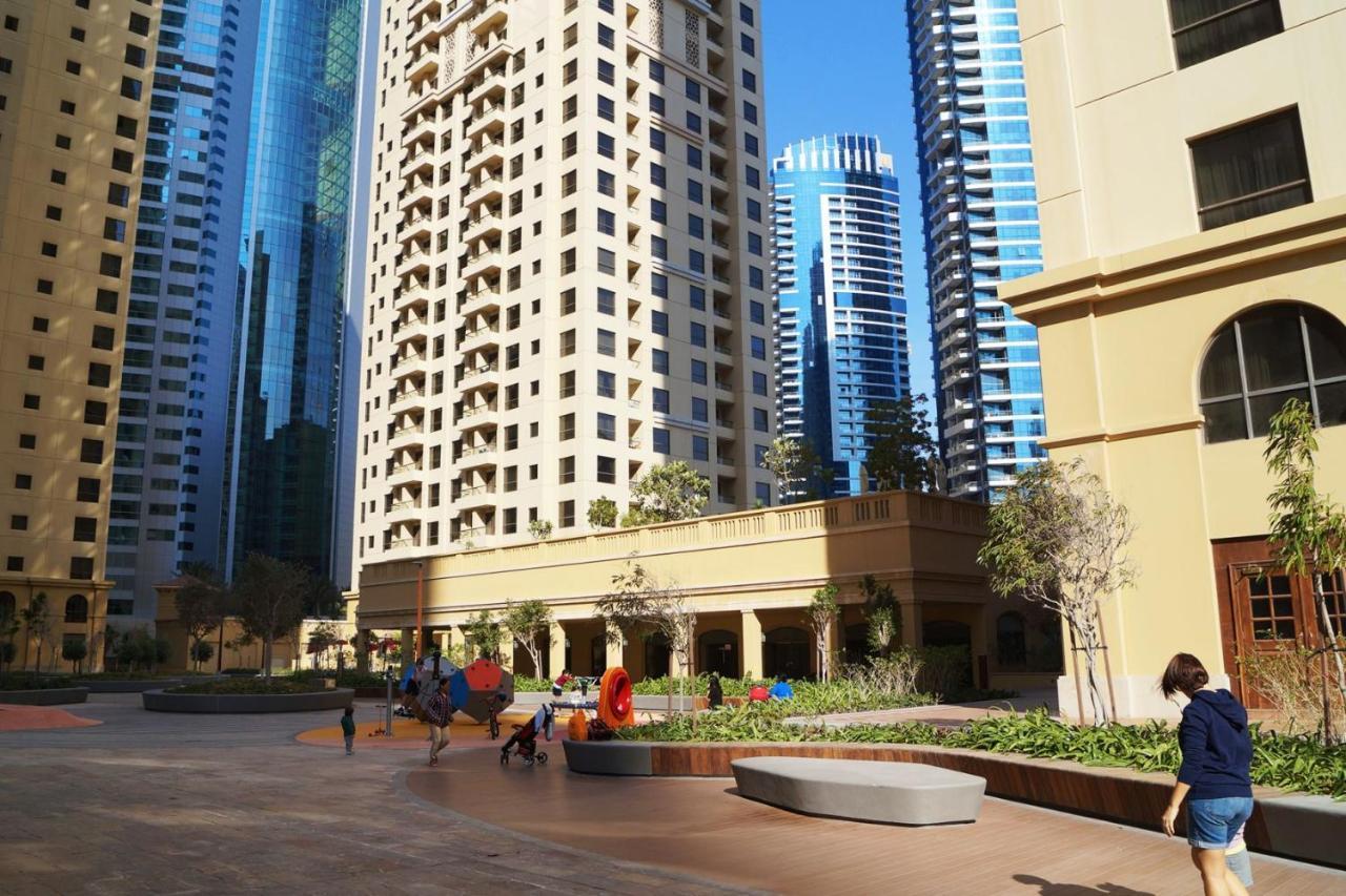 Neyar Beach Vibes - The Penthouse Vandrehjem Dubai Eksteriør billede