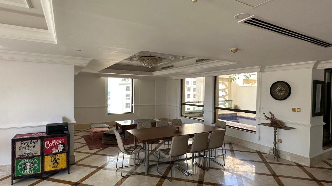 Neyar Beach Vibes - The Penthouse Vandrehjem Dubai Eksteriør billede