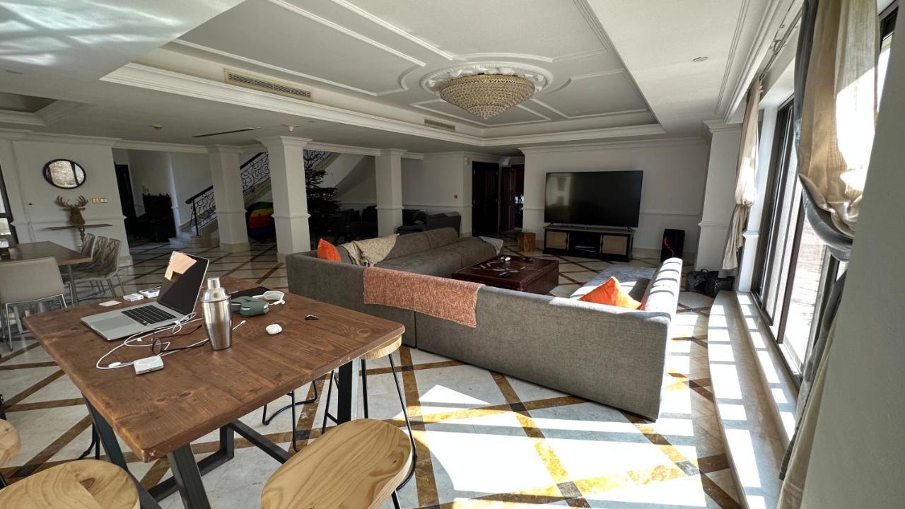 Neyar Beach Vibes - The Penthouse Vandrehjem Dubai Eksteriør billede