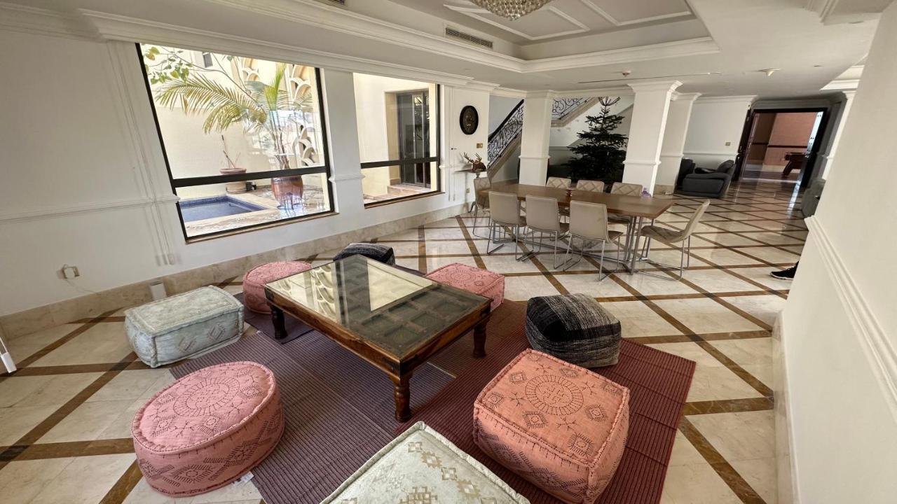 Neyar Beach Vibes - The Penthouse Vandrehjem Dubai Eksteriør billede